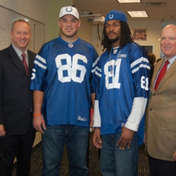 colts-give-back-to-veterans-01