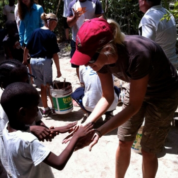 jay-feely-in-haiti-14