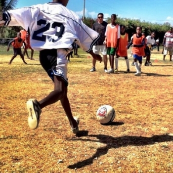 jay-feely-in-haiti