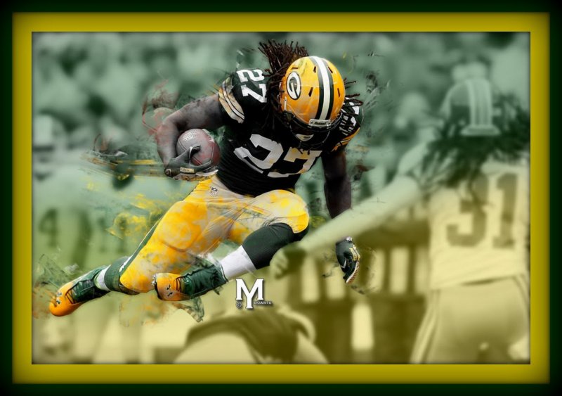 Eddie-Lacy Vapor Wallpaper